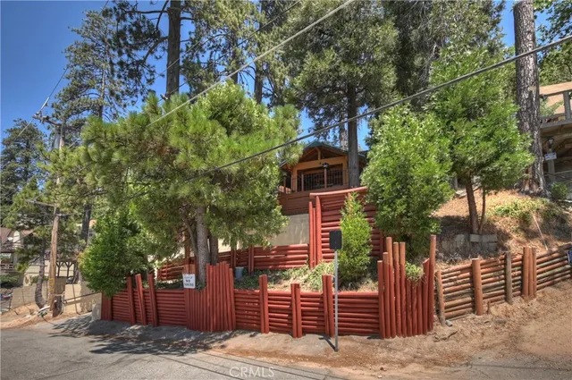 $423,000 | 24194 Zurich Drive, Crestline, CA 92325