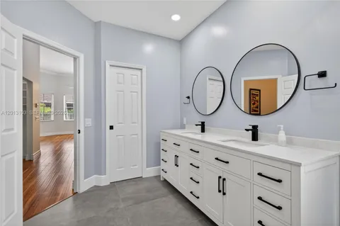 $1,095,000 | 1306 Crossbill Court, Weston, FL 33327