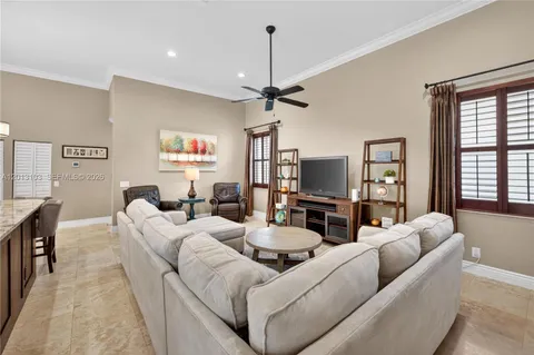 $1,095,000 | 1306 Crossbill Court, Weston, FL 33327