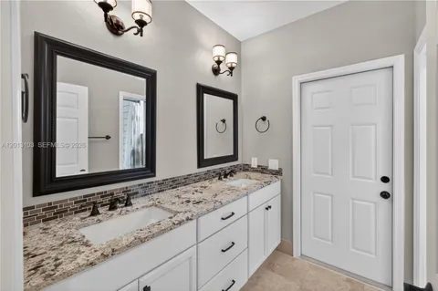 $1,095,000 | 1306 Crossbill Court, Weston, FL 33327