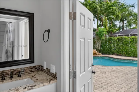 $1,095,000 | 1306 Crossbill Court, Weston, FL 33327