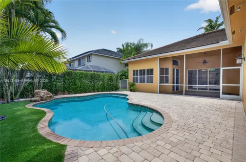$1,095,000 | 1306 Crossbill Court, Weston, FL 33327