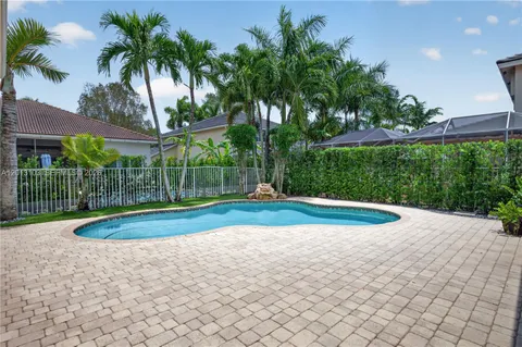 $1,095,000 | 1306 Crossbill Court, Weston, FL 33327