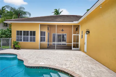 $1,095,000 | 1306 Crossbill Court, Weston, FL 33327