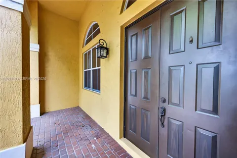$1,095,000 | 1306 Crossbill Court, Weston, FL 33327