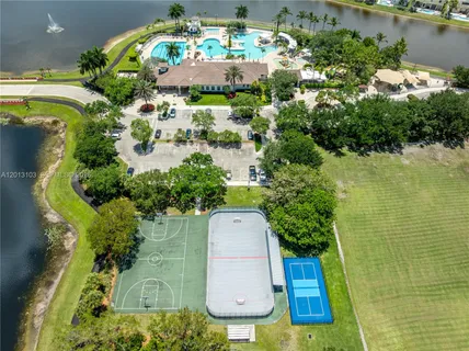 $1,095,000 | 1306 Crossbill Court, Weston, FL 33327