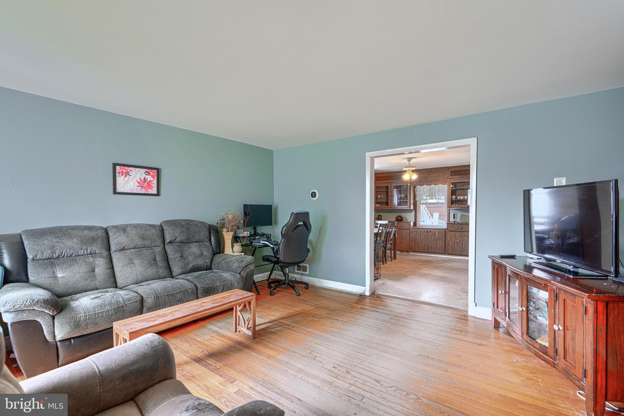 1842 Dunmere Road Baltimore, MD 21222 - Photo 7 of 37 Gallery Image 7