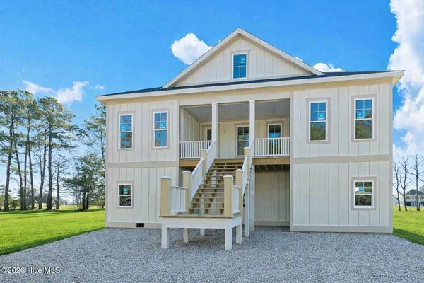 $645,000 | 4007 Tarpon Drive, Oriental, NC 28571