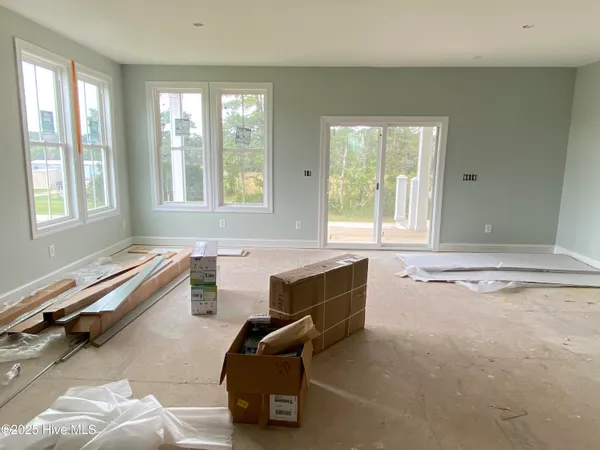 $645,000 | 4007 Tarpon Drive, Oriental, NC 28571