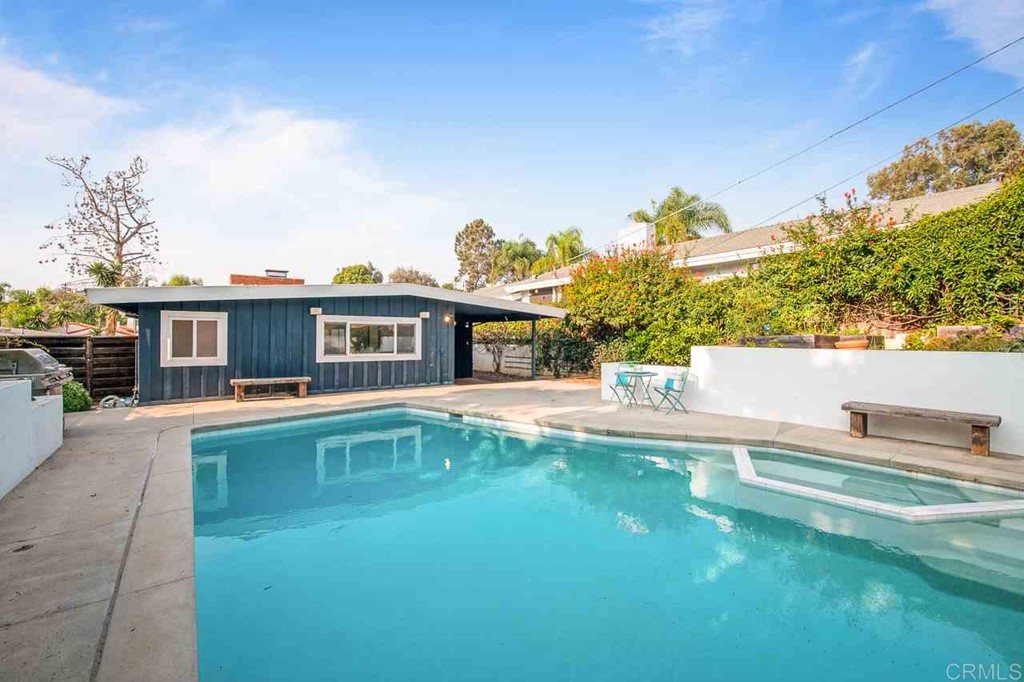 405 9th Street Del Mar, CA 92014 - Photo 22 of 25 a front view of a house with a yard