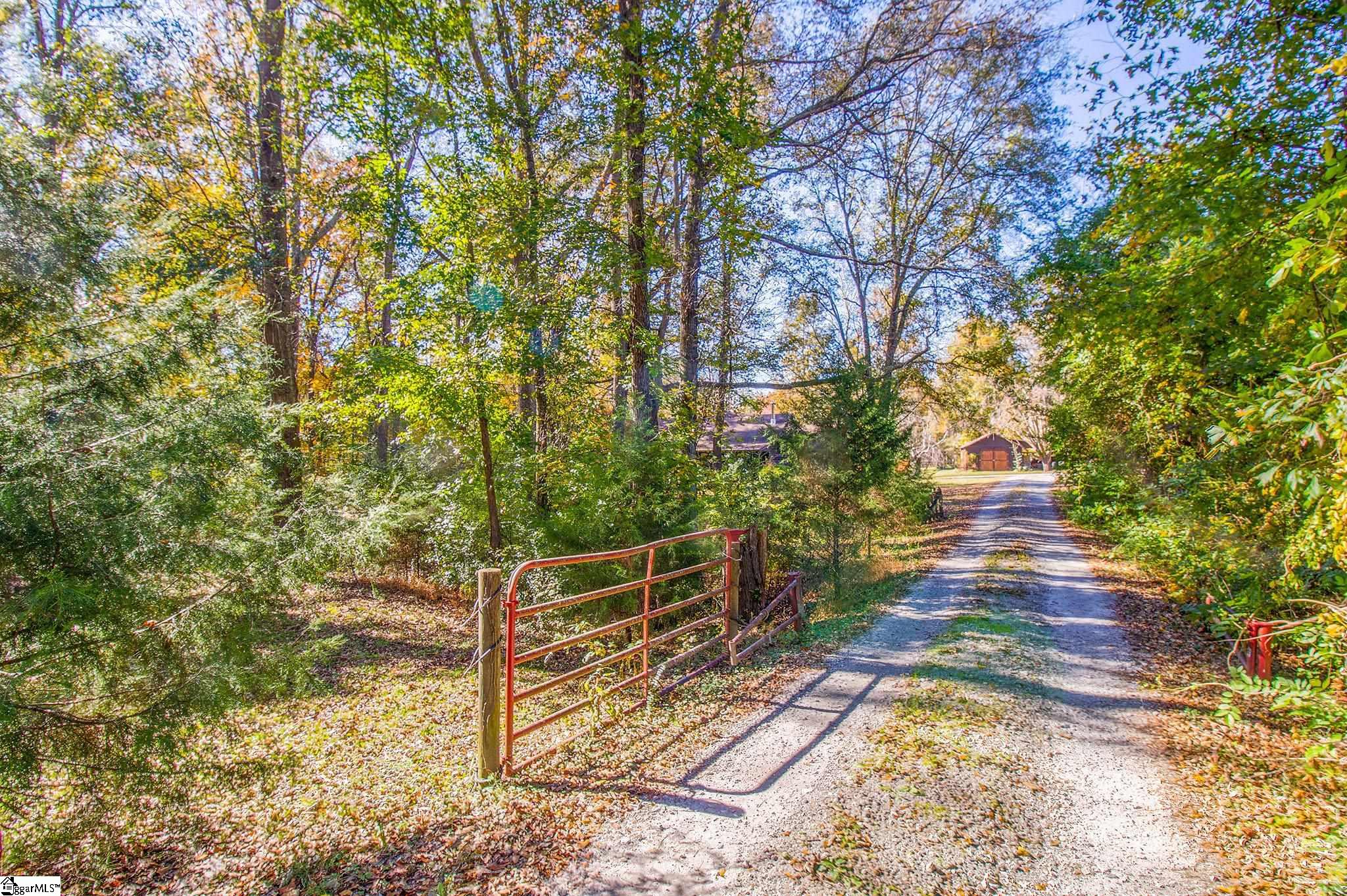 116 Coker Road Fountain Inn, SC 29644 - Photo 2 of 33