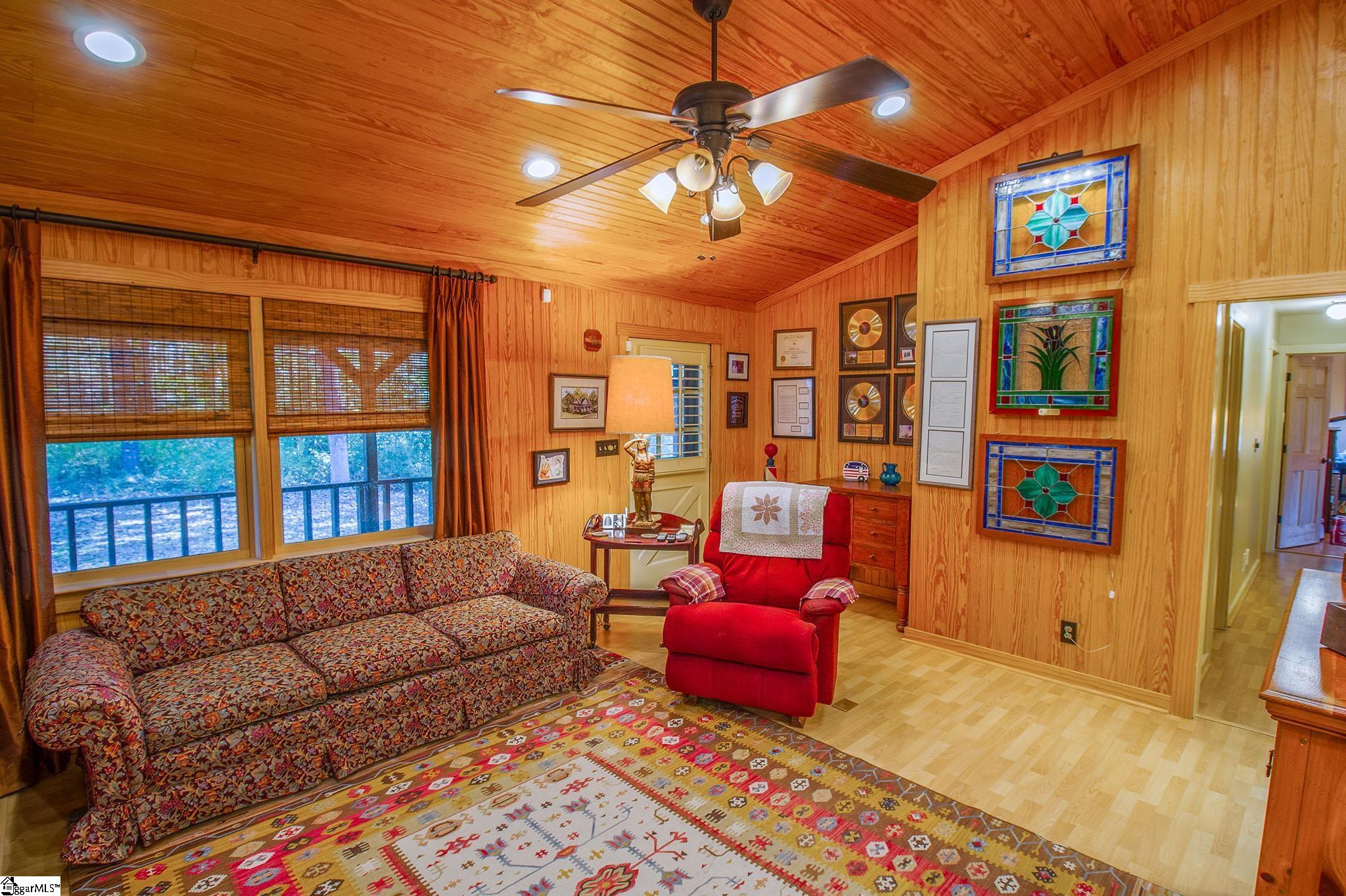 116 Coker Road Fountain Inn, SC 29644 - Photo 9 of 33