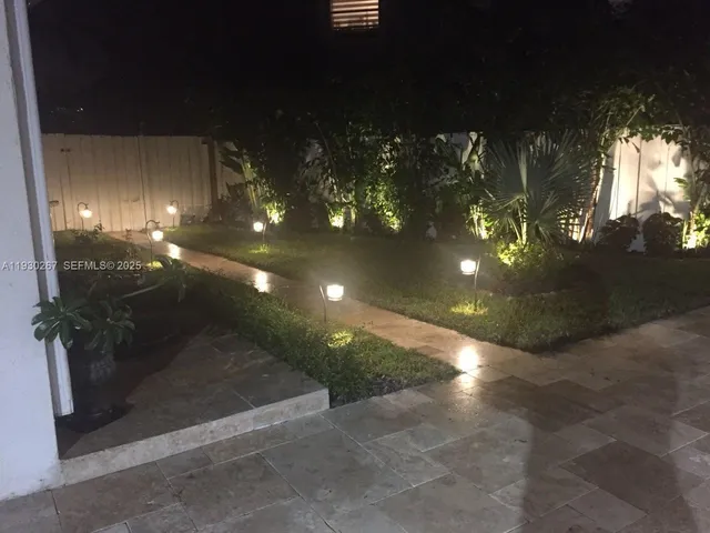 a view of outdoor space yard and deck