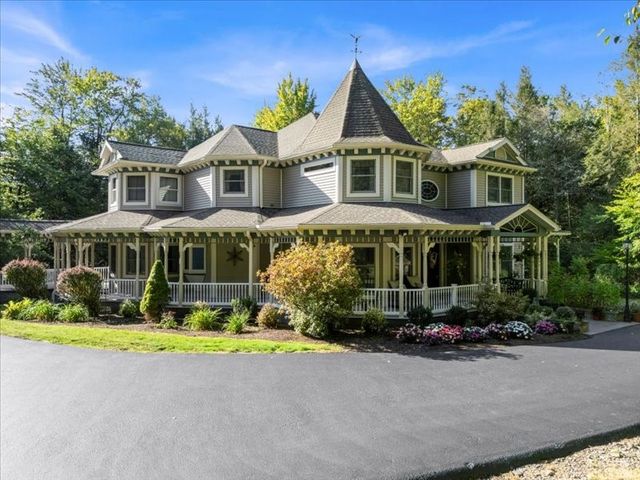 $830,000 | 139 Eastwood Drive, Johnson City, NY 13790