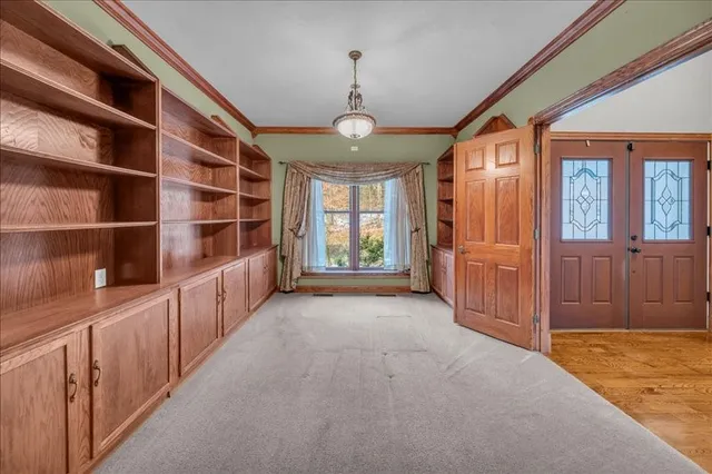 $890,000 | 139 Eastwood Drive, Johnson City, NY 13790