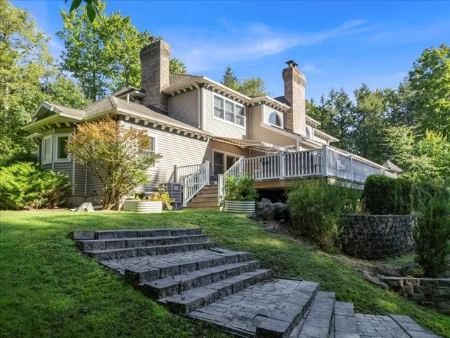 $890,000 | 139 Eastwood Drive, Johnson City, NY 13790