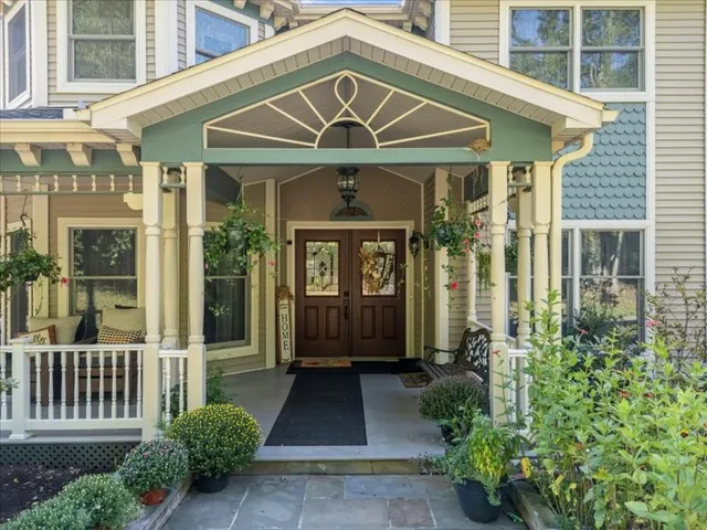 $890,000 | 139 Eastwood Drive, Johnson City, NY 13790