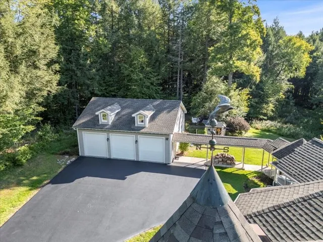 $890,000 | 139 Eastwood Drive, Johnson City, NY 13790