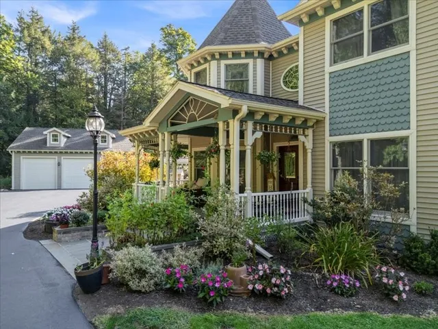 $890,000 | 139 Eastwood Drive, Johnson City, NY 13790