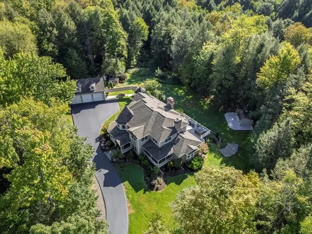 $890,000 | 139 Eastwood Drive, Johnson City, NY 13790