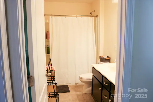 a view of a workspace with furniture