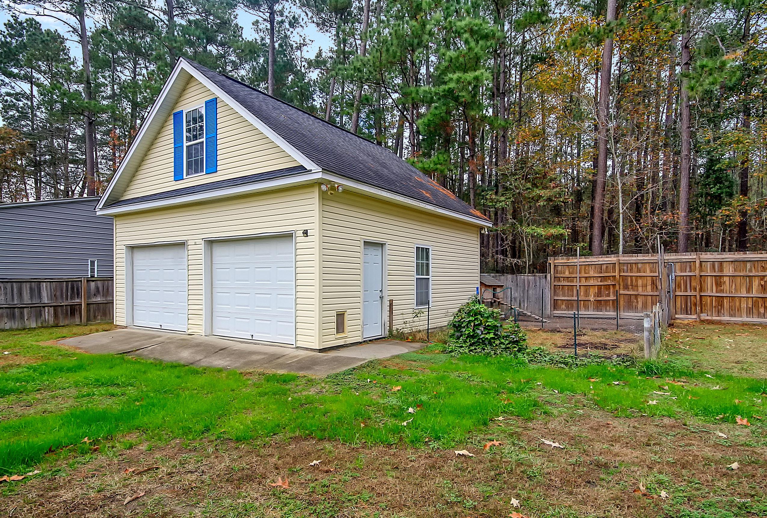 130 Cinnamon Road Summerville, SC 29483 - Photo 6 of 37 CREM_130 Cinnamon_012