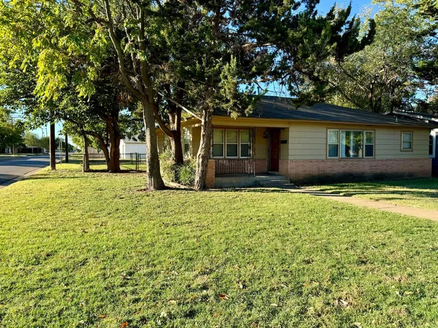 $1,150 | 4001 32nd Street, Lubbock, TX 79410