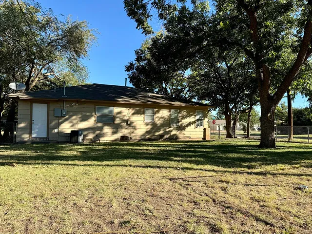 $1,150 | 4001 32nd Street, Lubbock, TX 79410
