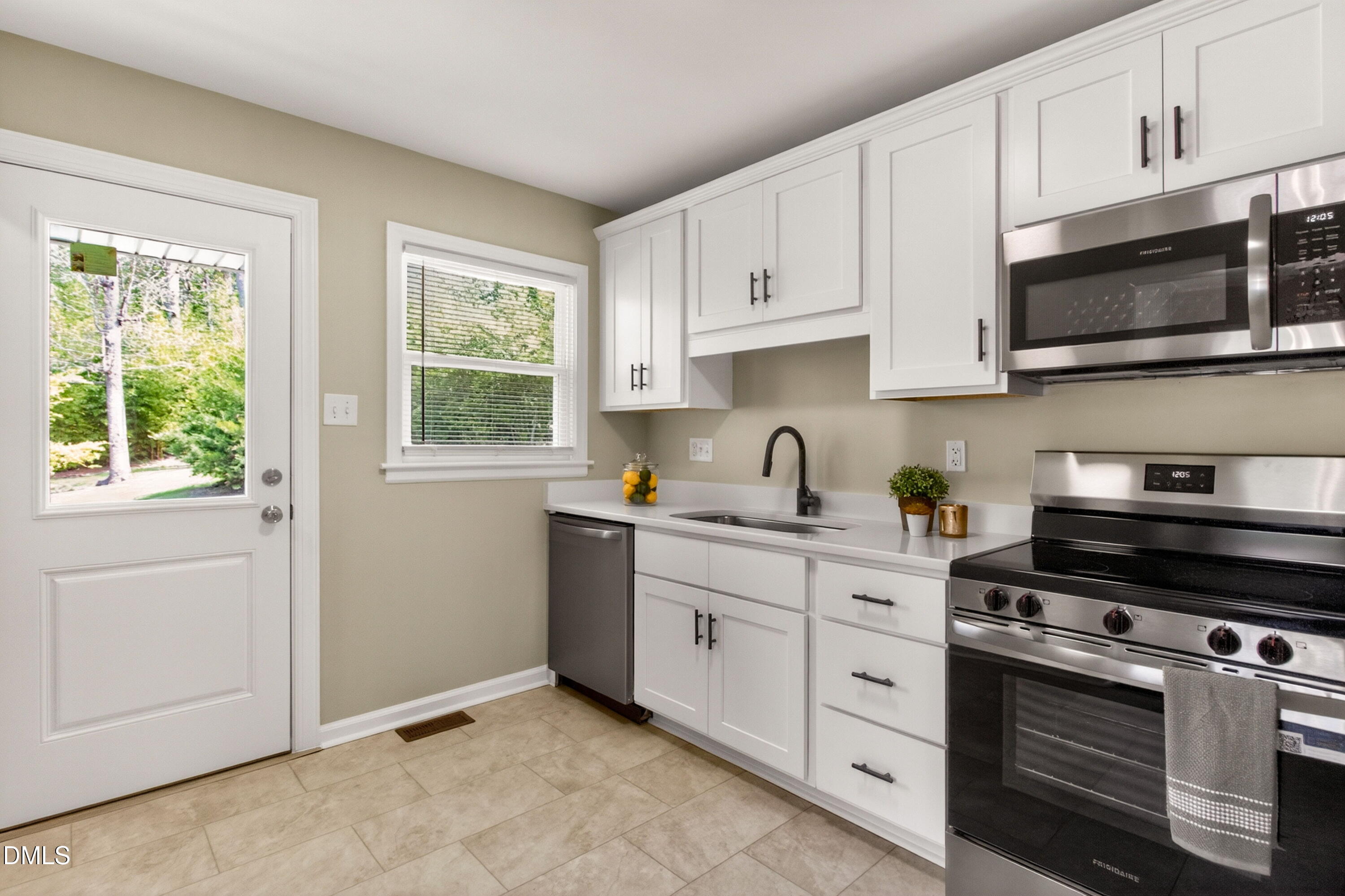 2331 Kennington Road Raleigh, NC 27610 - Photo 13 of 30
