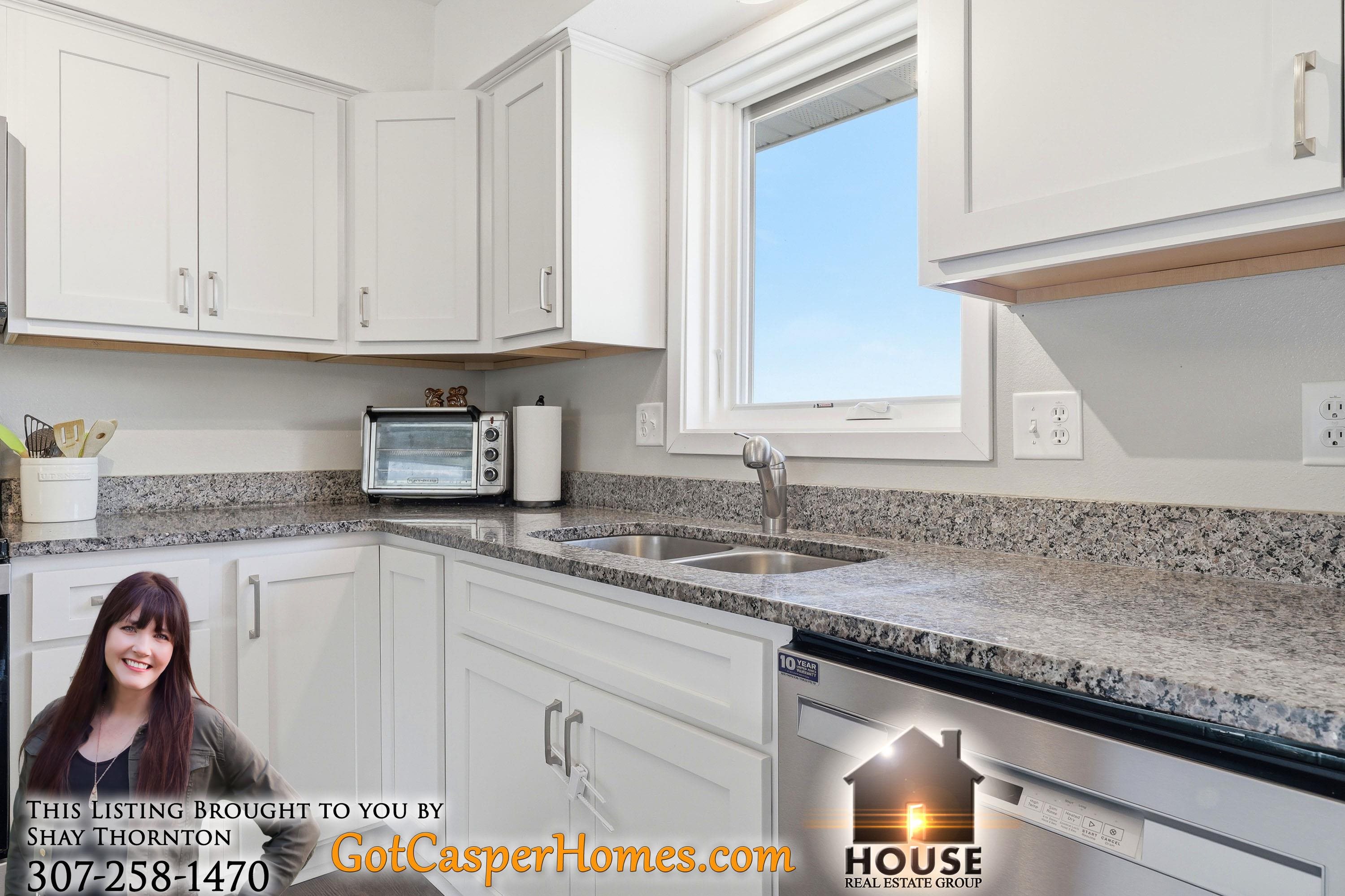730 West 54th Street Casper, WY 82601 - Photo 11 of 31