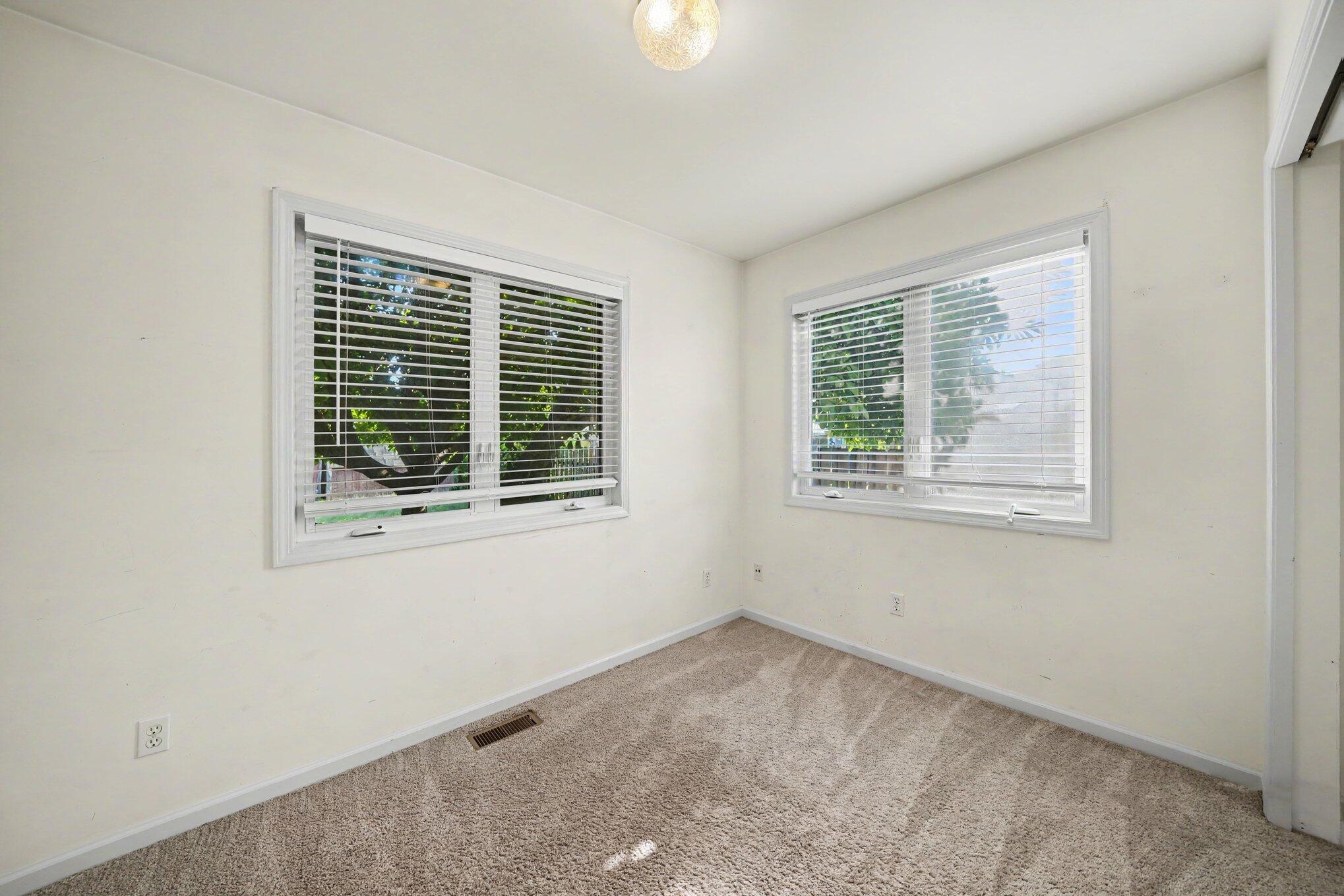 759 Sheridan Road St. Joseph, MI 49085 - Photo 16 of 26 016_file_3830