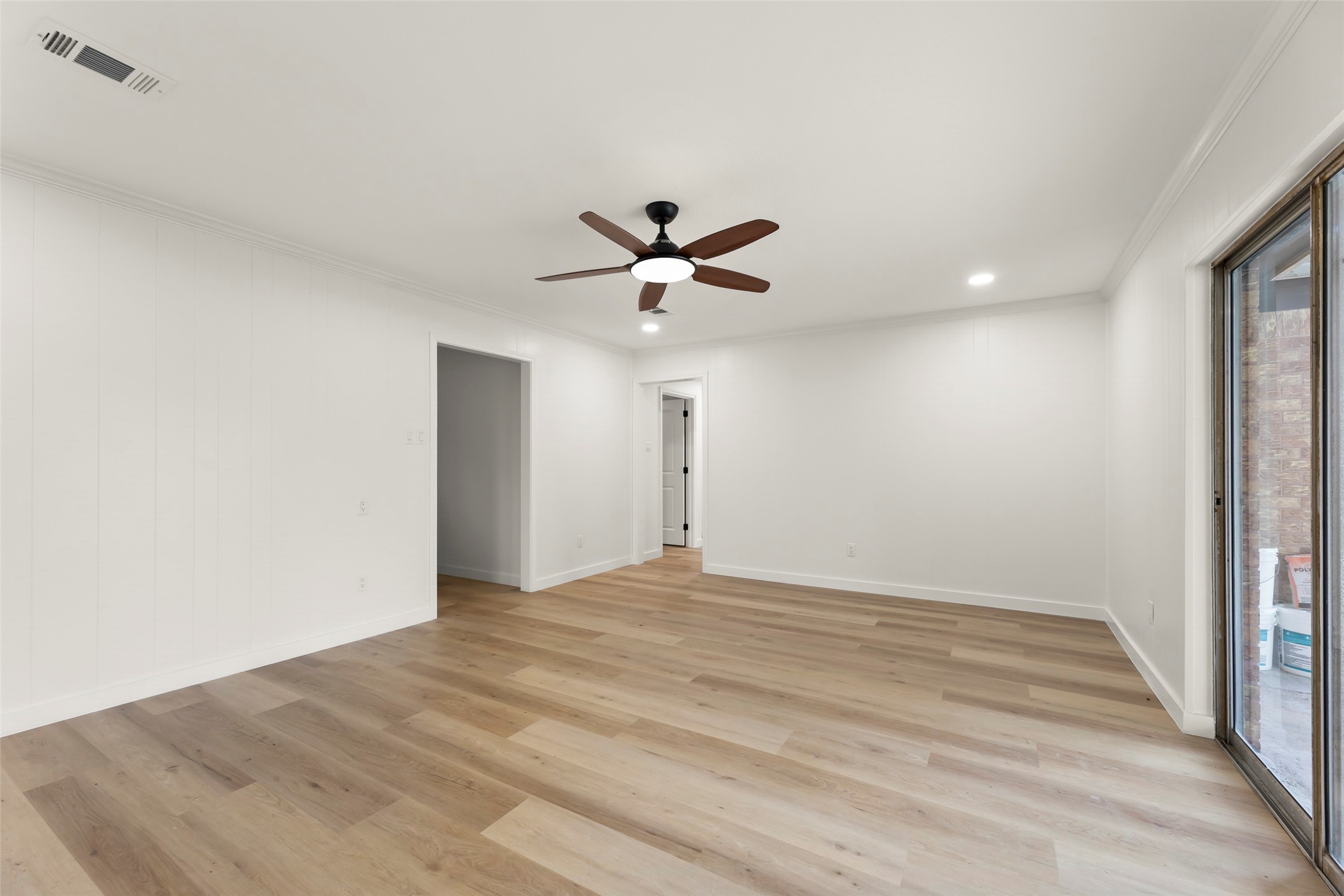 3225 Bostic Street Houston, TX 77093 - Photo 5 of 50 Stunning vinyl floors span the entire home. Enjoy a completely carpet-free
