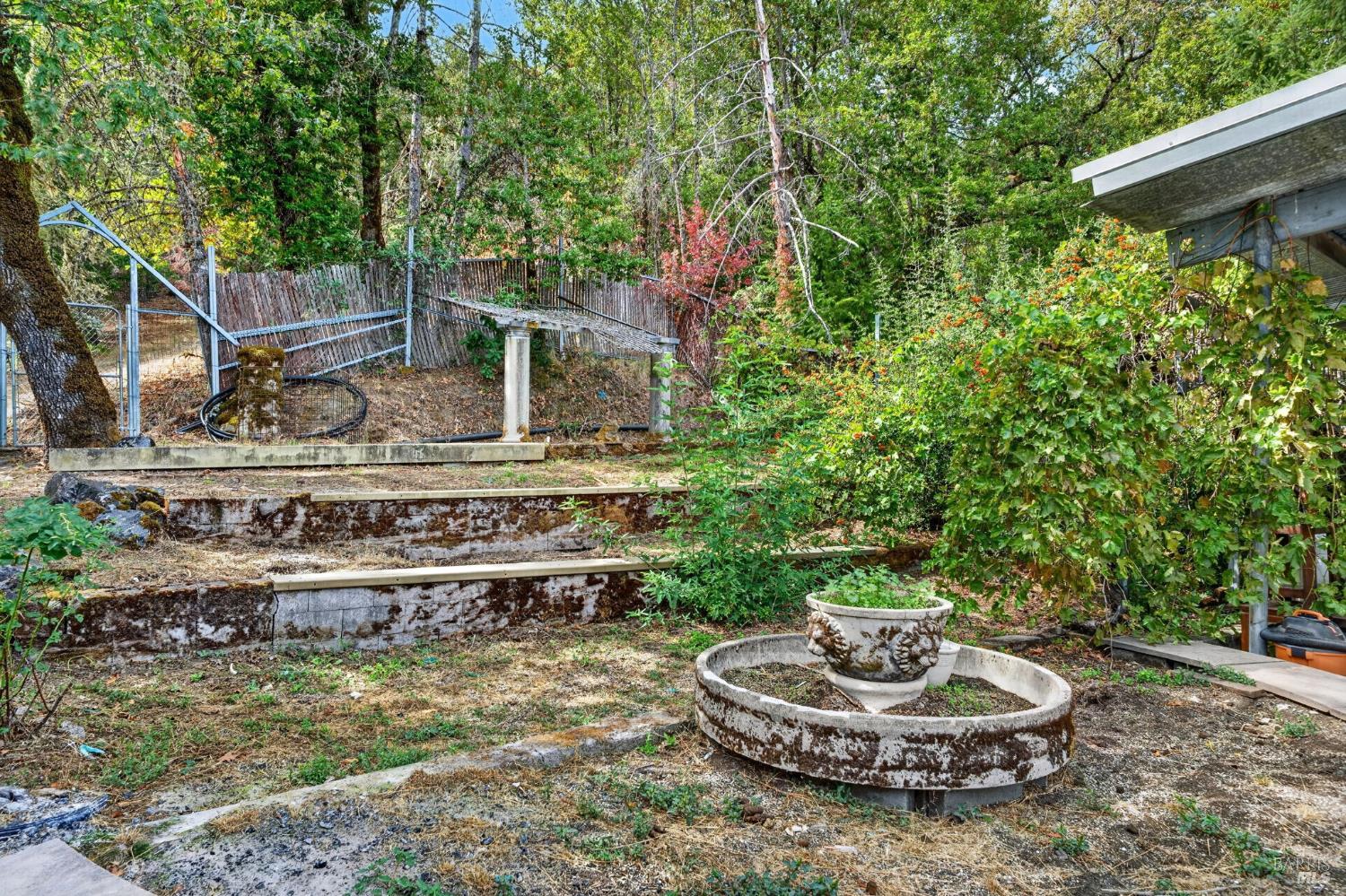 5455 First Gate Road Willits, CA 95490 - Photo 24 of 44 Gallery Image 24