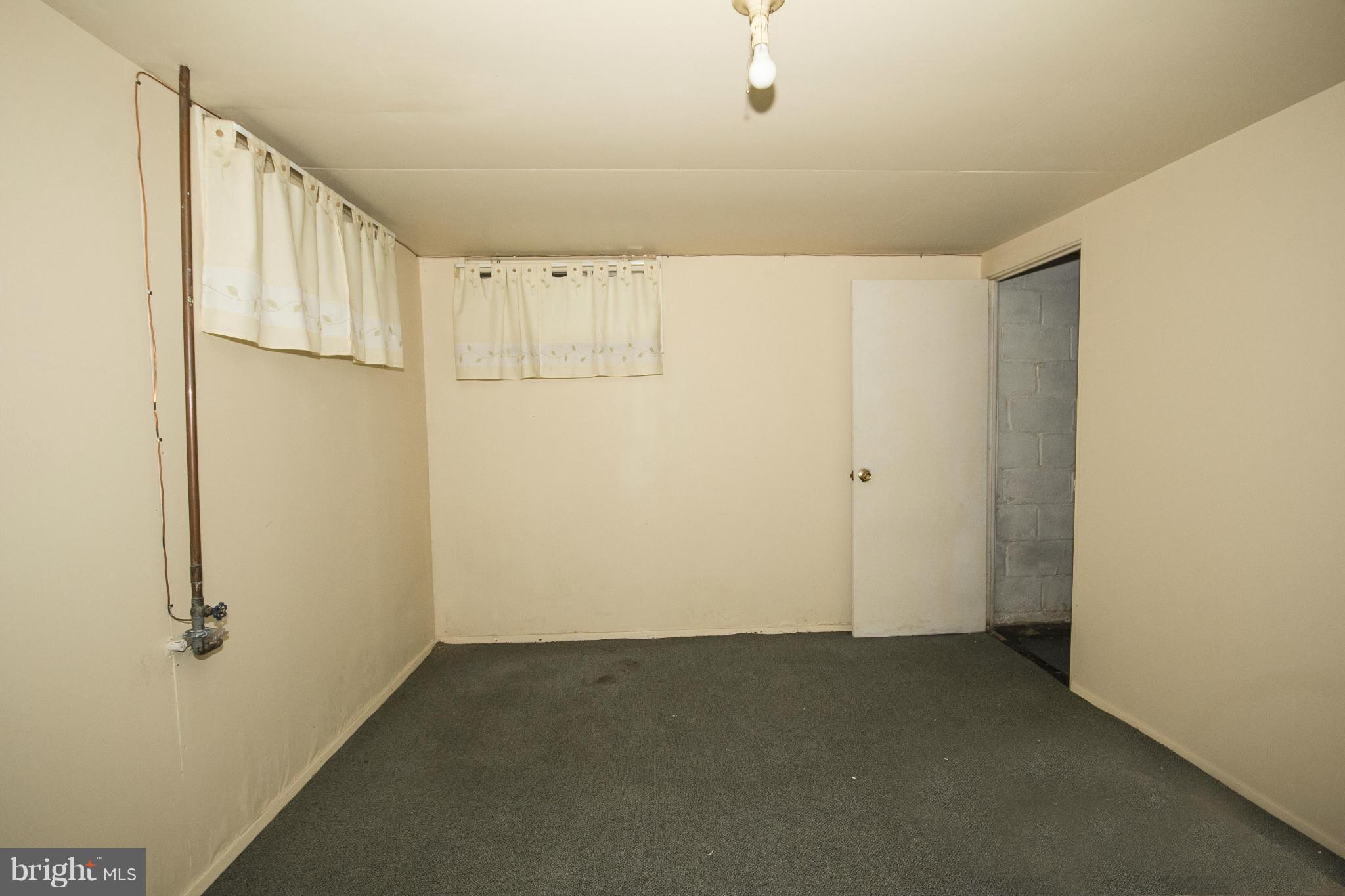 2515 Riggs Avenue Baltimore, MD 21216 - Photo 17 of 20 Basement