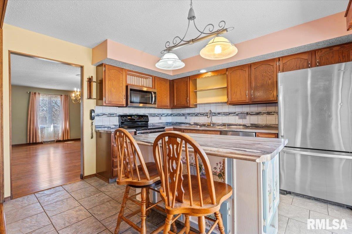 4128 Pickfair Road Springfield, IL 62703 - Photo 9 of 34