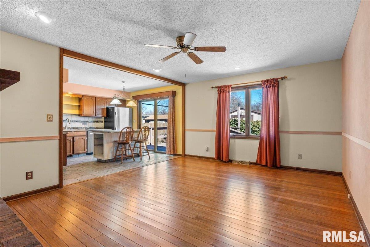 4128 Pickfair Road Springfield, IL 62703 - Photo 10 of 34