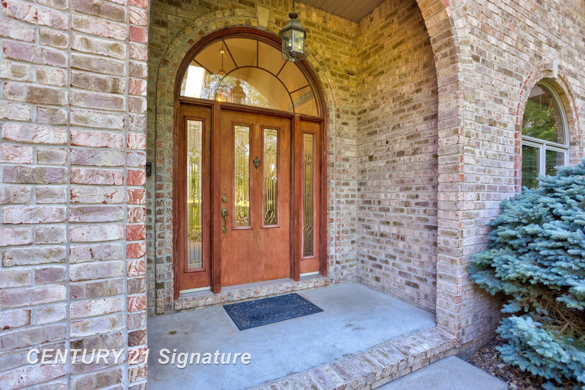 5600 North River Road Freeland, MI 48623 - Photo 6 of 95 50144172-f53f5e9b-b83c-48a3-b640-a28de0bf96eb.JPG