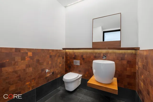 $8,575,000 | 155 West 18th Street, Unit PH2 | Chelsea