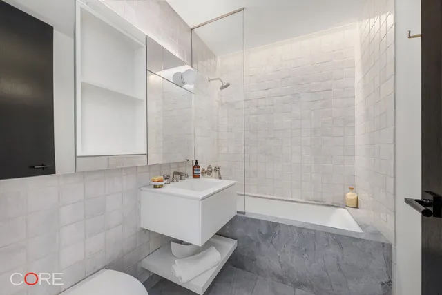 $8,575,000 | 155 West 18th Street, Unit PH2 | Chelsea