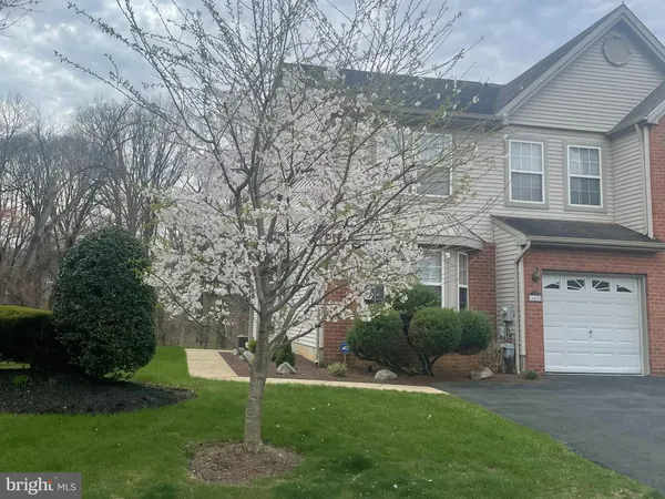 $554,900 | 445 Nicholas Drive, Southampton, PA 18966