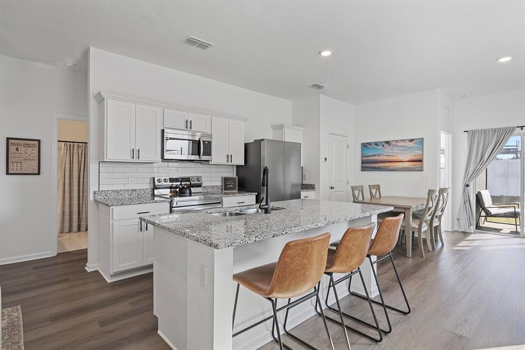 8652 Sportsman Loop Groveland, FL 34736 - Photo 3 of 24