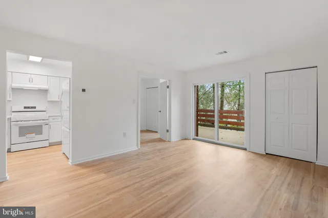 $220,000 | 7507 Weather Worn Way, Unit C, Columbia, MD 21046