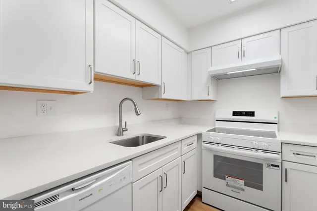 $220,000 | 7507 Weather Worn Way, Unit C, Columbia, MD 21046