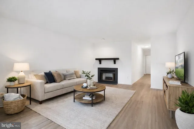 $220,000 | 7507 Weather Worn Way, Unit C, Columbia, MD 21046