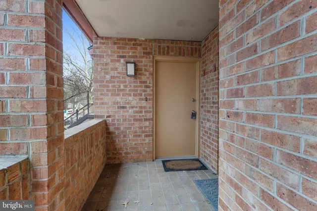$220,000 | 7507 Weather Worn Way, Unit C, Columbia, MD 21046