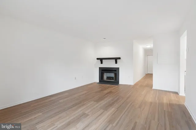 $220,000 | 7507 Weather Worn Way, Unit C, Columbia, MD 21046