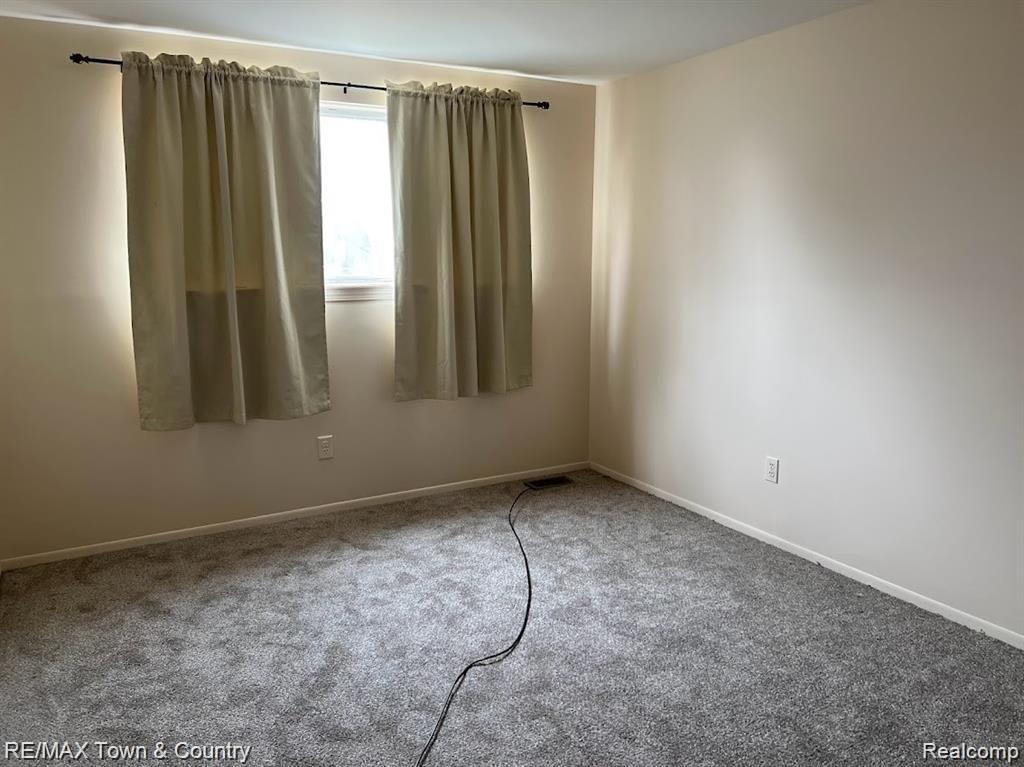6376 Yorkshire North Riding Road Flint, MI 48532 - Photo 26 of 31