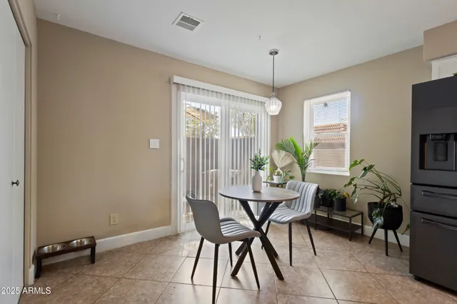 $1,800 | 9020 West Highland Avenue, Unit 36, Phoenix, AZ 85037