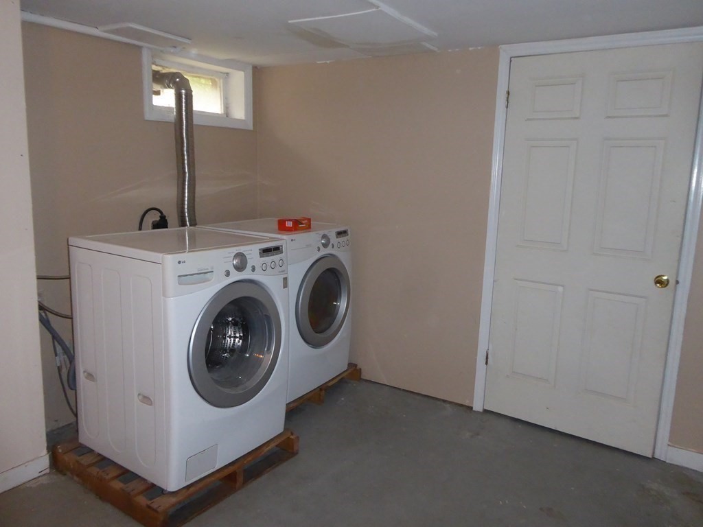 91 Shaker Road Westfield, MA 01085 - Photo 14 of 14 Gallery Image 14