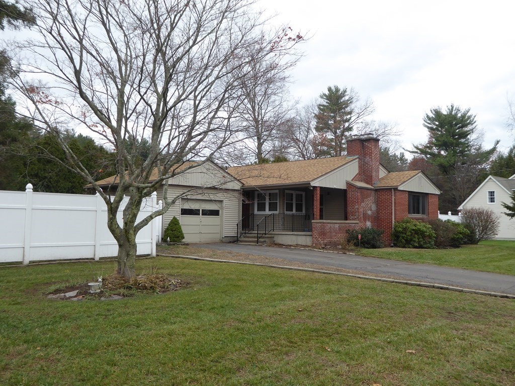 91 Shaker Road Westfield, MA 01085 - Photo 3 of 14 Gallery Image 3